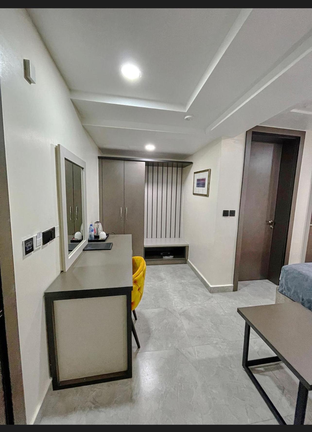 The Mayrock Hotel أبوجا المظهر الخارجي الصورة