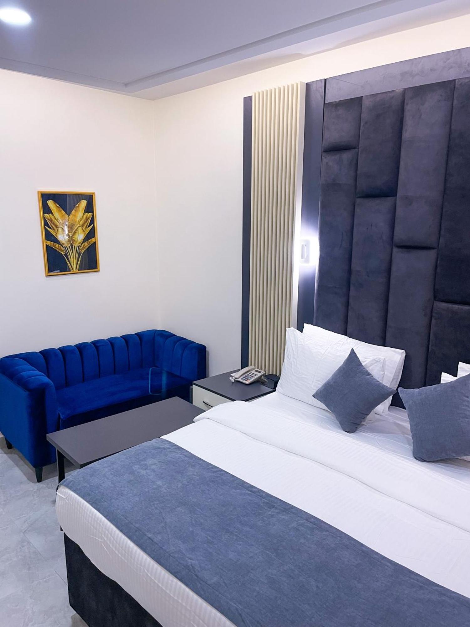 The Mayrock Hotel أبوجا المظهر الخارجي الصورة
